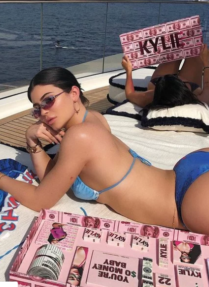 The Most Popular Swimsuit Trend of the Summer Is Quite the Throwback